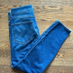 Like New MOTHER ankle Jean. Size 30